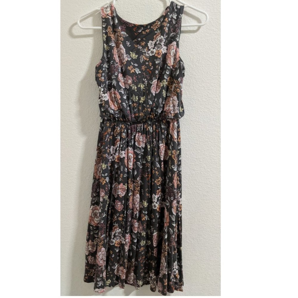 LOFT Ruffle-Back Floral Dress Sz SP EUC
